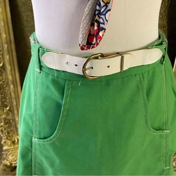 Vintage Green Skort Skirt Shorts 1970 Size 12 Retro Mid Mod 1960 White Belt - Picture 5 of 11